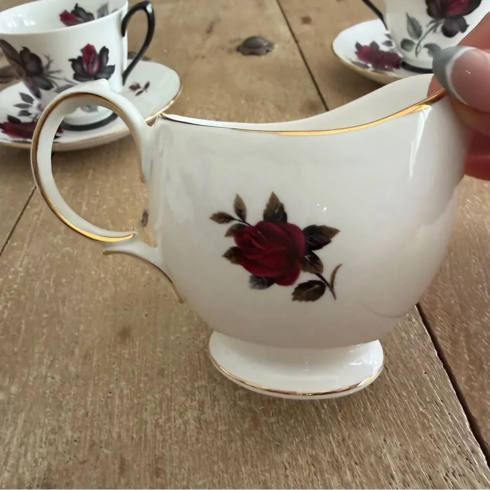 Royal Albert Bone China England Masquerade Vintage50’s Cup Saucer Plates Set